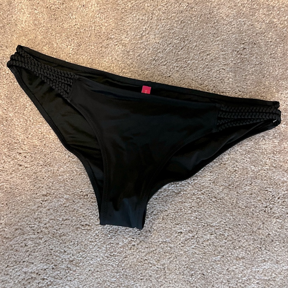Brand new VS swim bottoms with braided side detail L